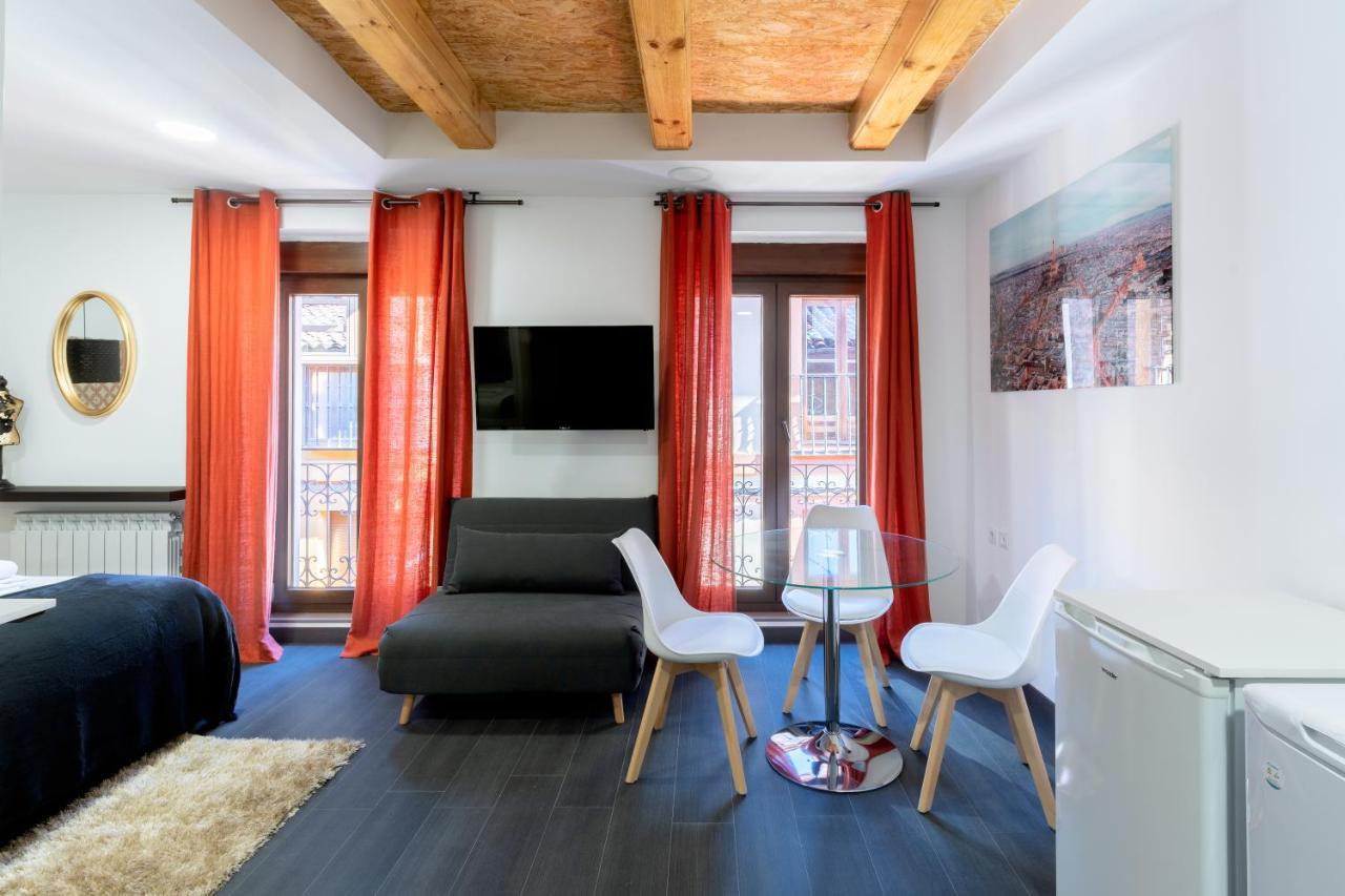 Housingleon - Five Rooms Екстериор снимка