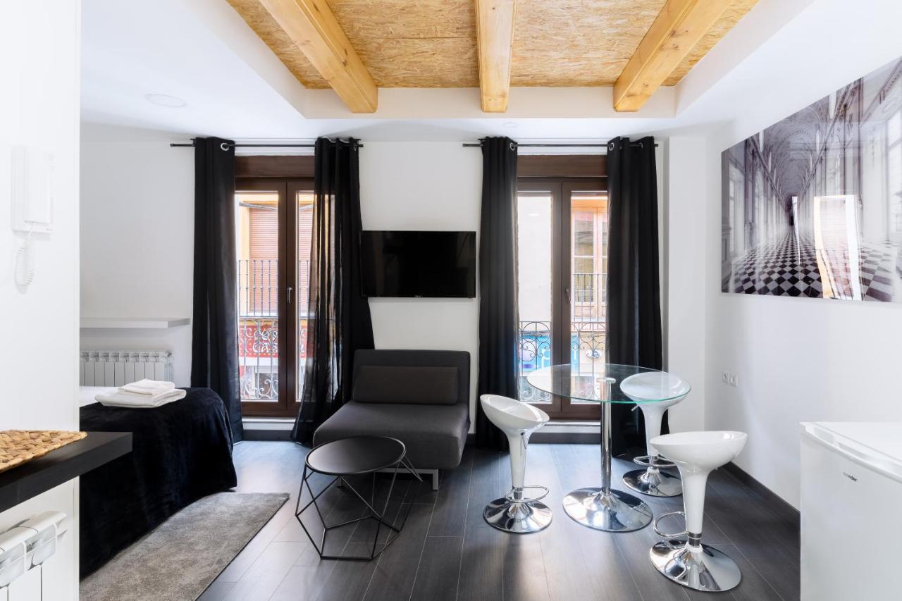 Housingleon - Five Rooms Екстериор снимка